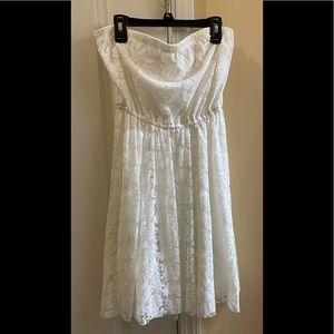 HOLLISTER Strapless Lace Dress Size Large